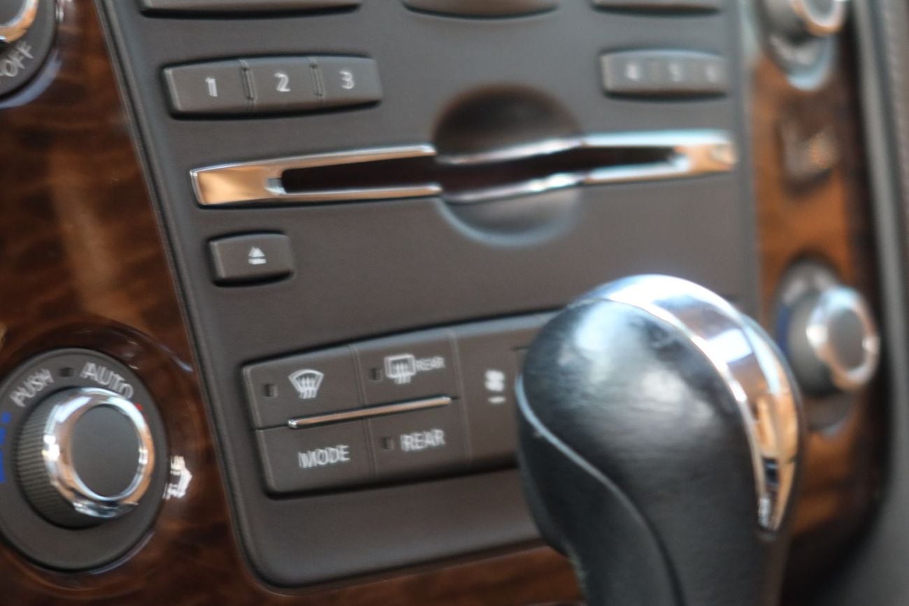 نيسان باترول SE Platinum 4.0L