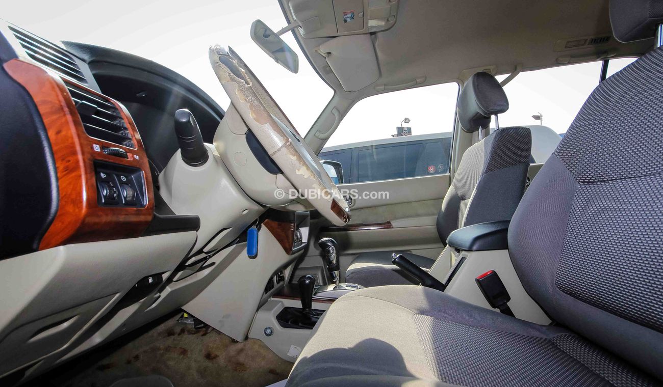 نيسان باترول سفاري