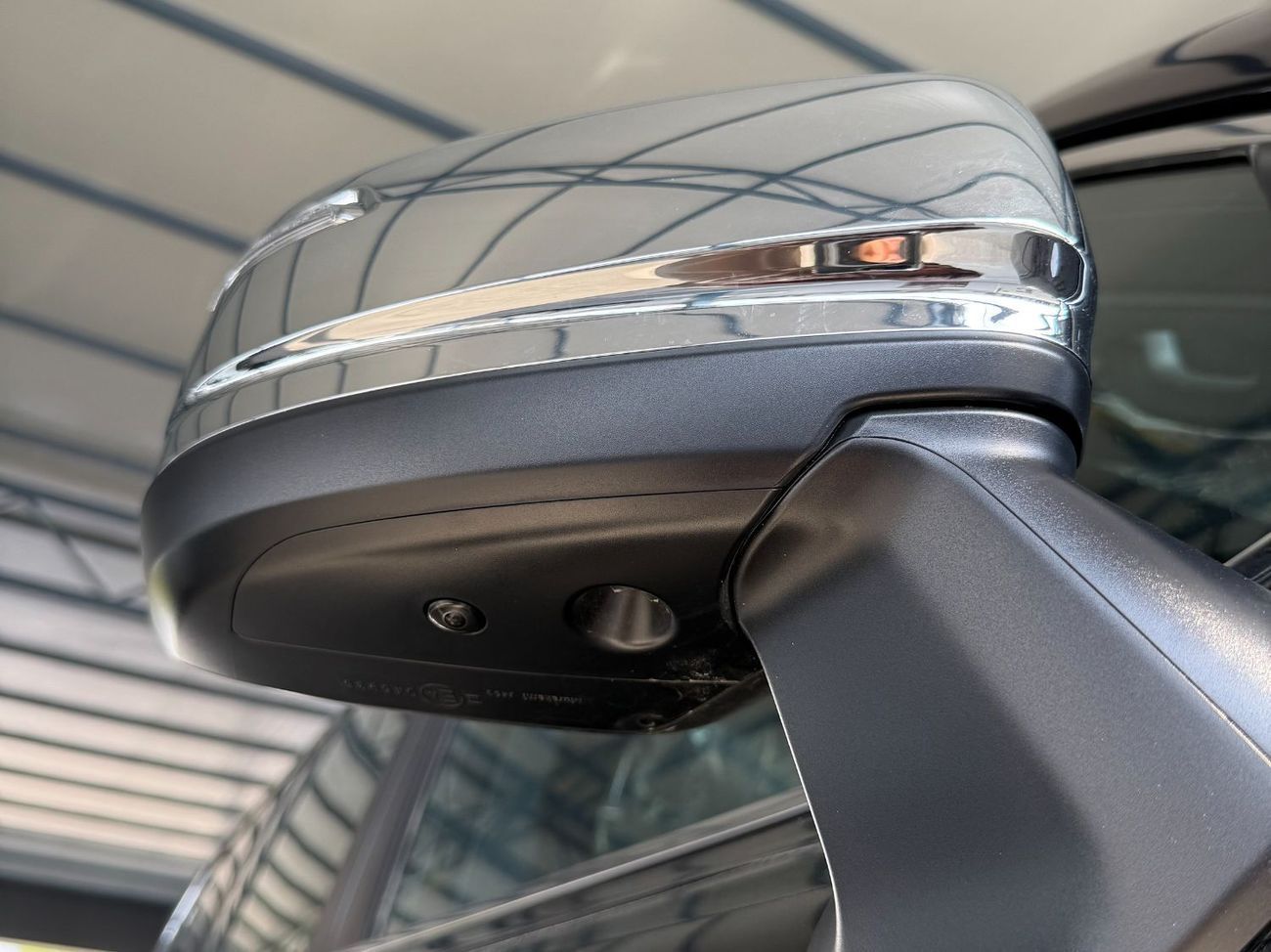 Toyota Land Cruiser HYBRID VX 3.5 TWINTURBO RADAR **EXPORT ONLY**التصدير فقط خارج الخليج***