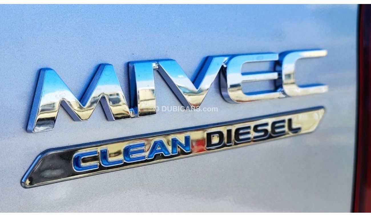 Mitsubishi L200 2.4L SPORTERO DC 4WD AT(EXPORT ONLY)