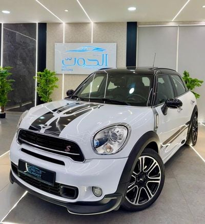 ميني جون كوبر كونتري مان UNIQUE Mini COUNTRYMAN JOINS COOPER WORKS || ACCIDENT FREE || GCC || PANORAMIC ROOF