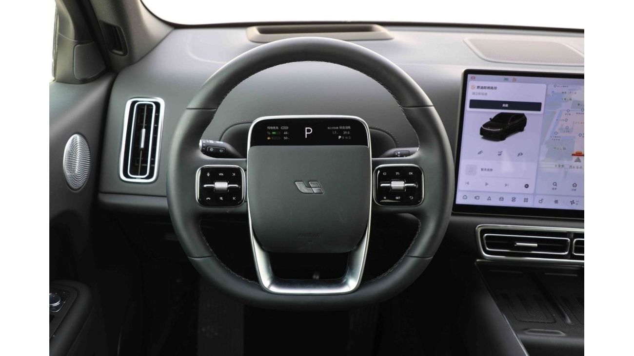 Li Auto L7 2024 Li Auto L7 PRO 1.5 Plug-in Hybrid - Black inside Black | Export Only