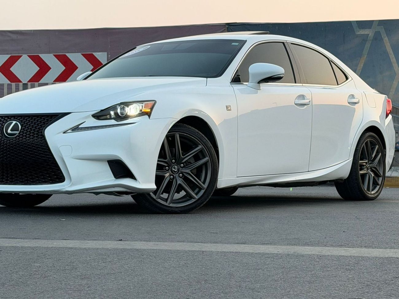 لكزس IS 250 F Sport 2.5L