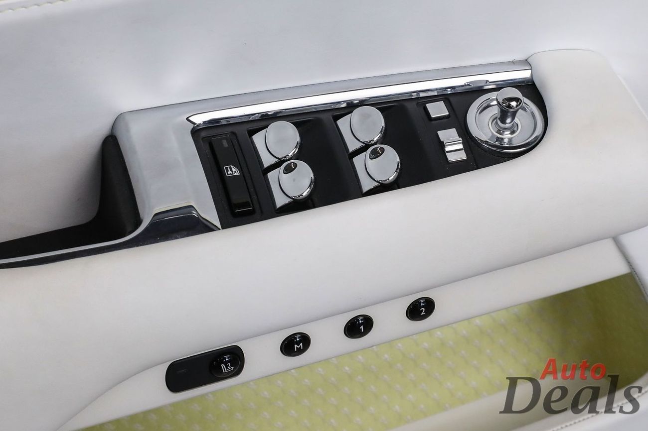 أكيورا MDX hhh