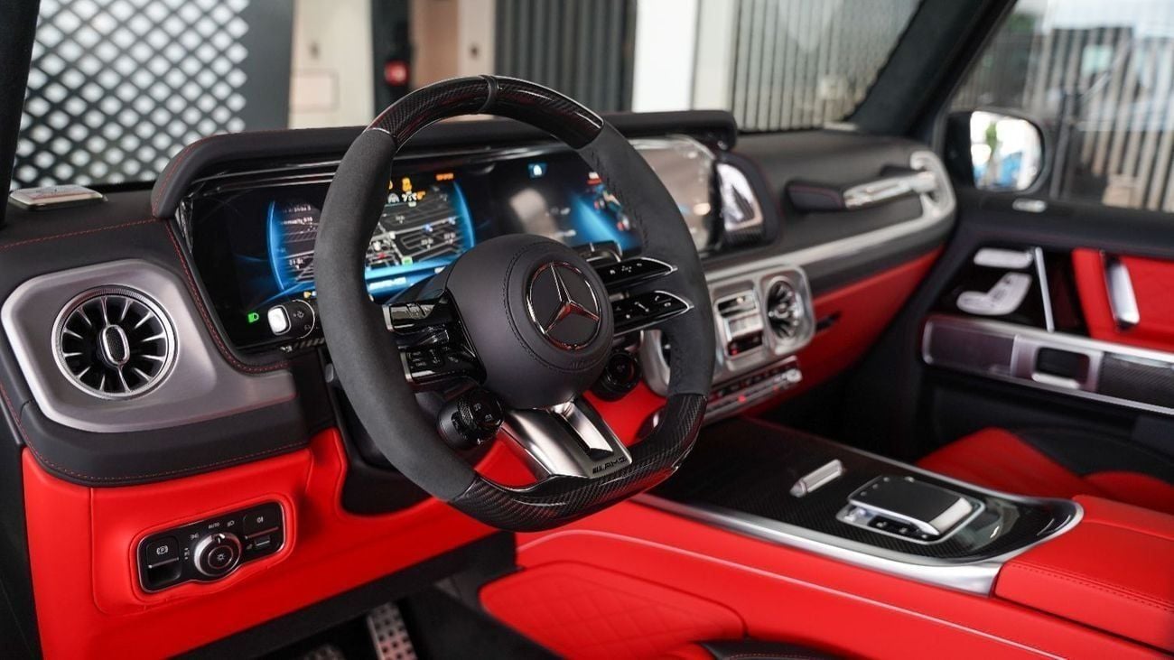 Mercedes-Benz G 63 AMG 4MATIC SUV GCC 2025 Fully Original Carbon Perfomance Package 5 Year Gargash Auto Warranty