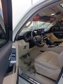 تويوتا لاند كروزر VXR 4.0L