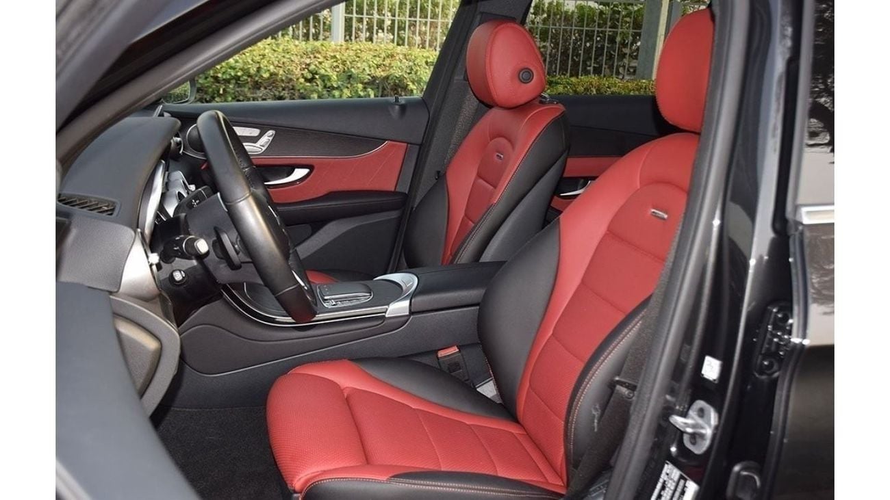 مرسيدس بنز GLC 300 4MATIC