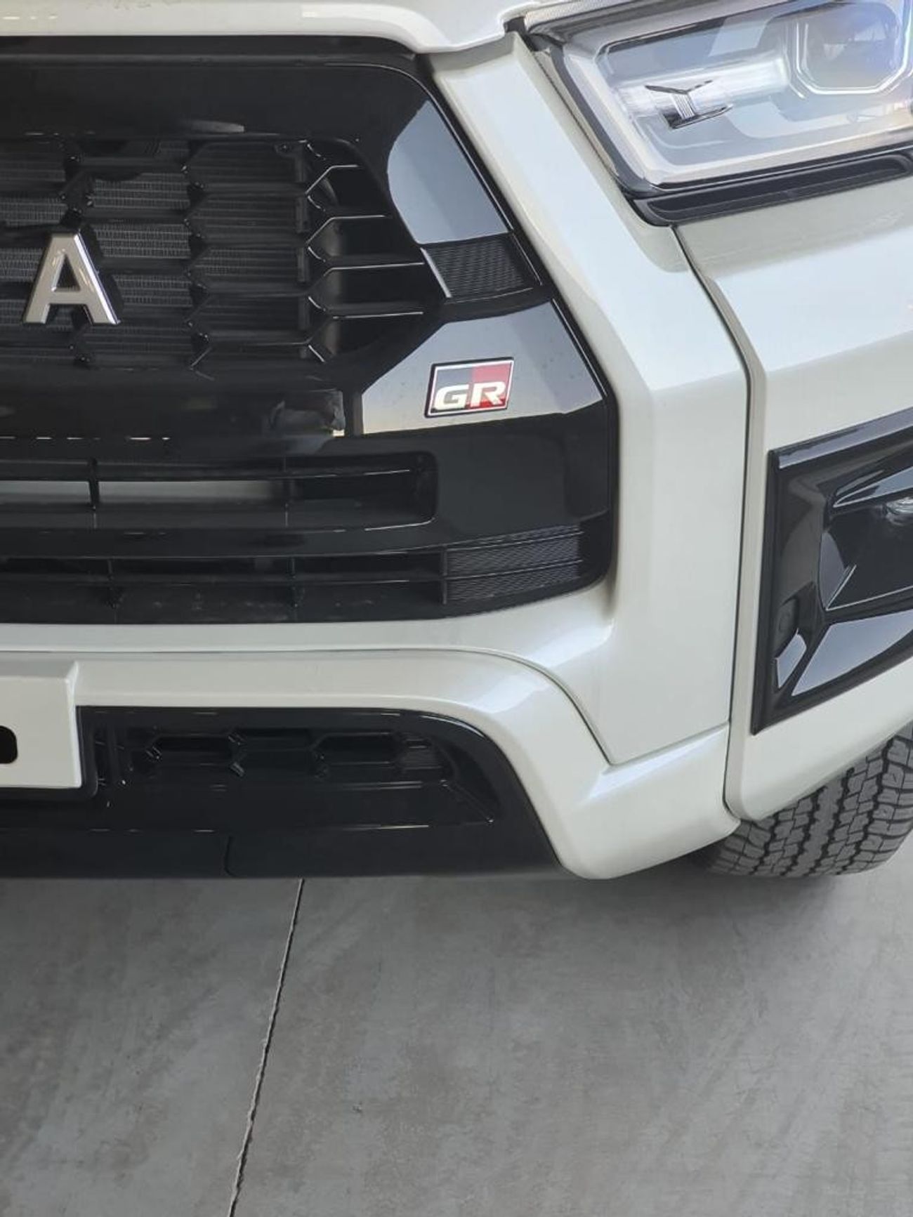 Toyota Hilux 2023 Toyota Hilux GR Sport 4.0L V6