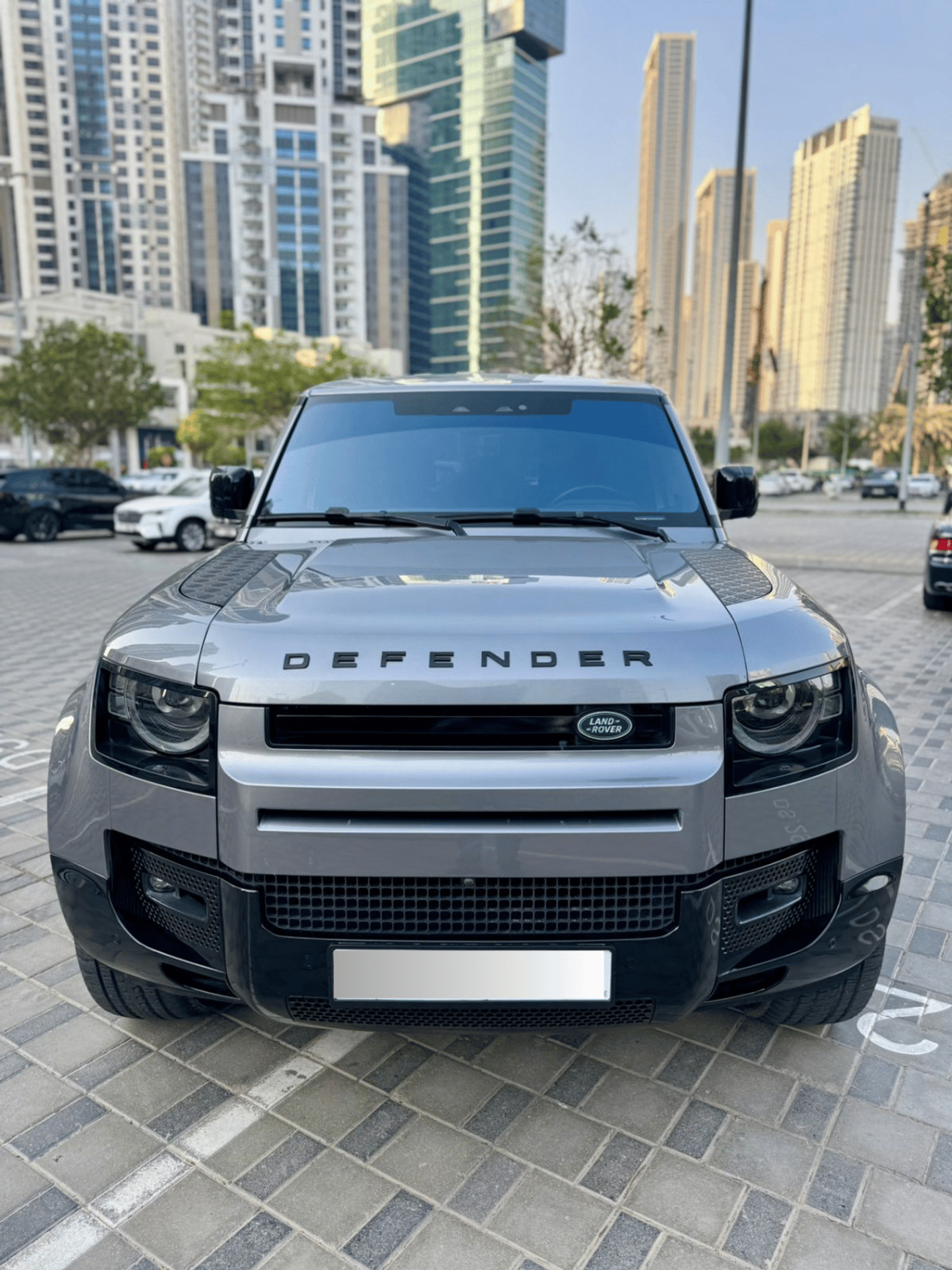 Land Rover Defender P400 110 First Edition 3.0L (7 Seater)