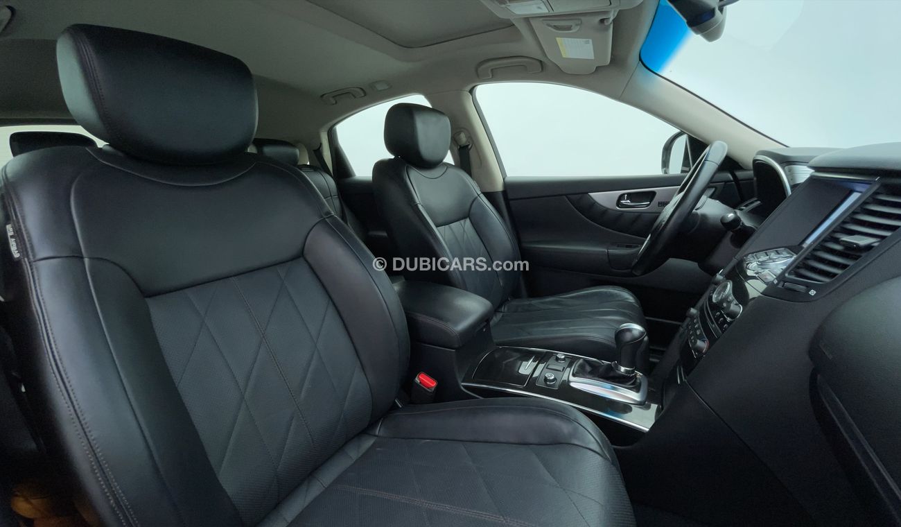 Infiniti QX70 EXCELLENCE 3.7 | Under Warranty | Inspected on 150+ parameters