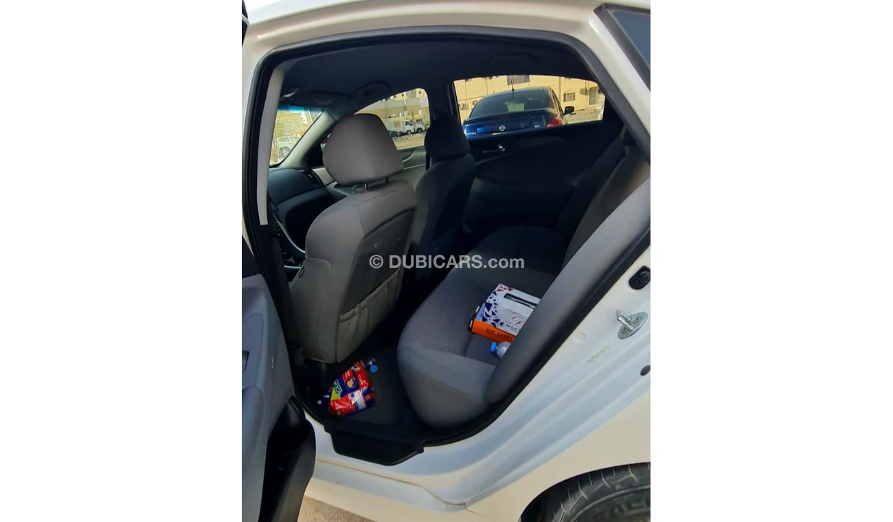 Hyundai Sonata HYUNDAI SONATA HYBRID 2013  NO DEFECTS  CLEAN CAR