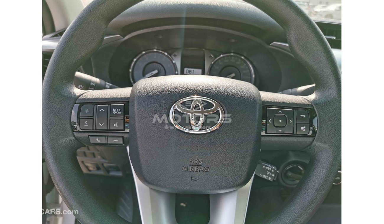 Toyota Hilux 4.0L, 17" Alloy Rims, Push Start, Rear Camera, Multimedia Power Steering, (CODE # TSR5W)