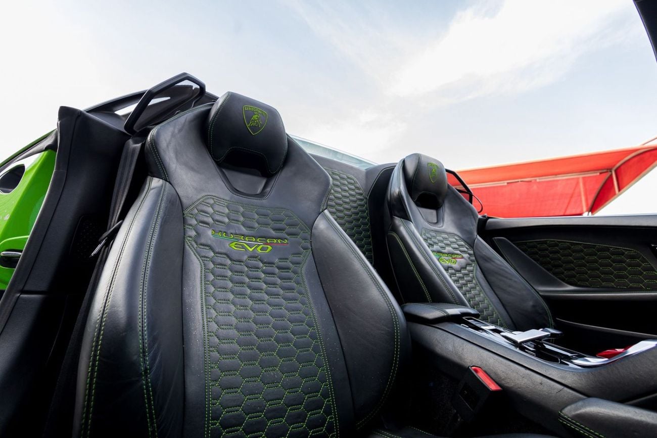 Lamborghini Huracan 2022 Lamborghini Huracán Evo Spyder GCC | Warranty