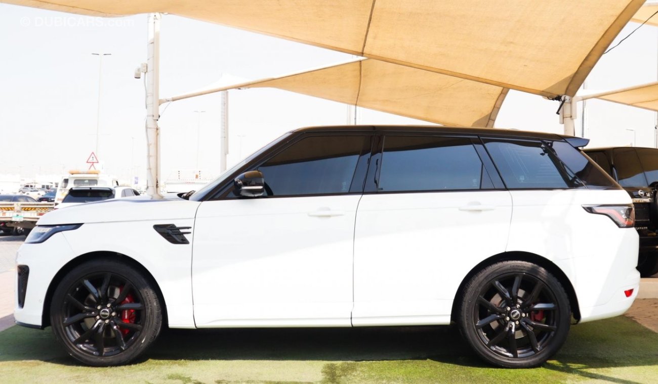 Land Rover Range Rover Sport SVR