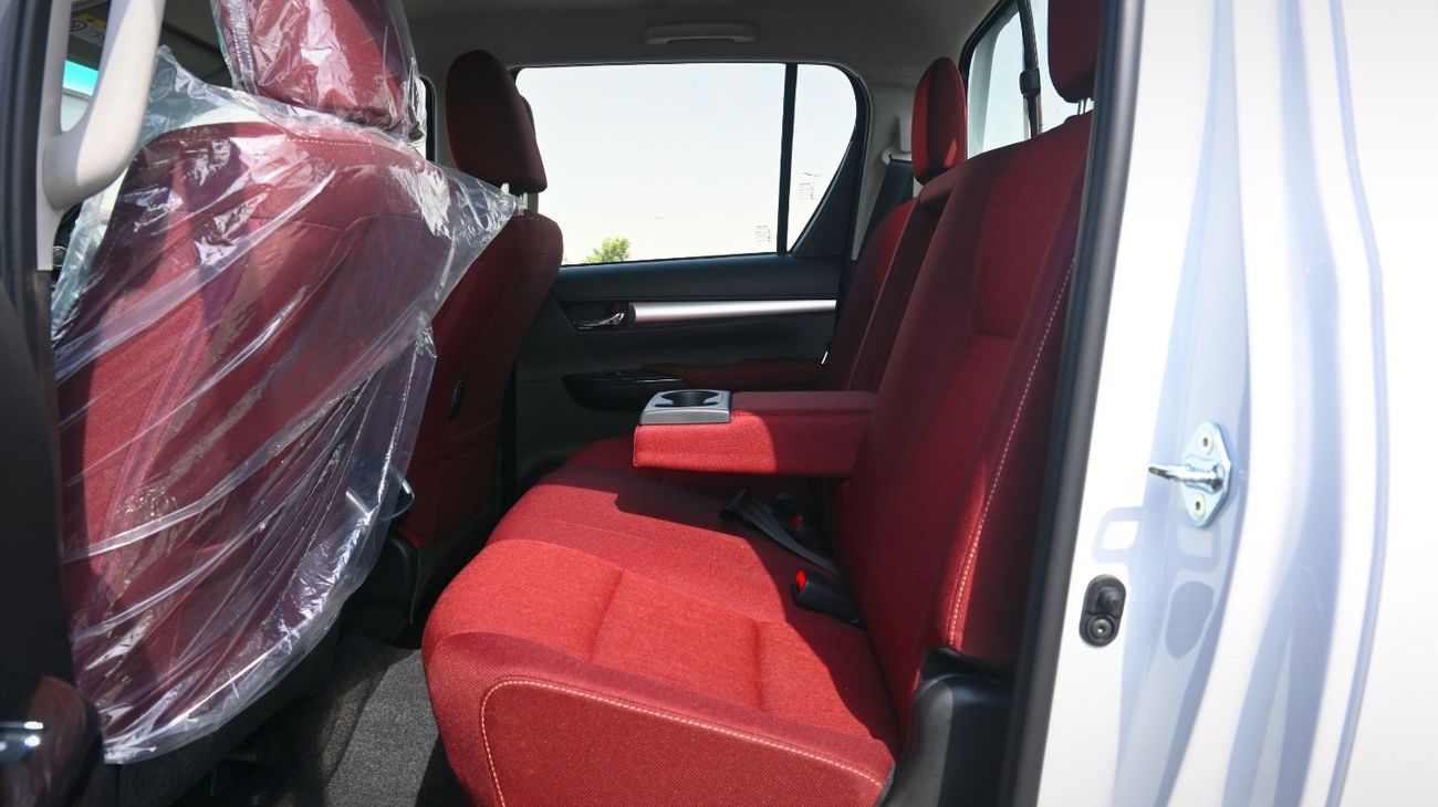 تويوتا هيلوكس تويوتا هيلوكس TOYOTA HILUX 4.0L V6 PETROL DC AT 2025