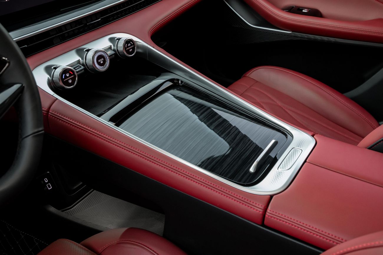 Exeed RX RX Luxury | 2,155 P.M | 0% Downpayment | Agency Warranty!