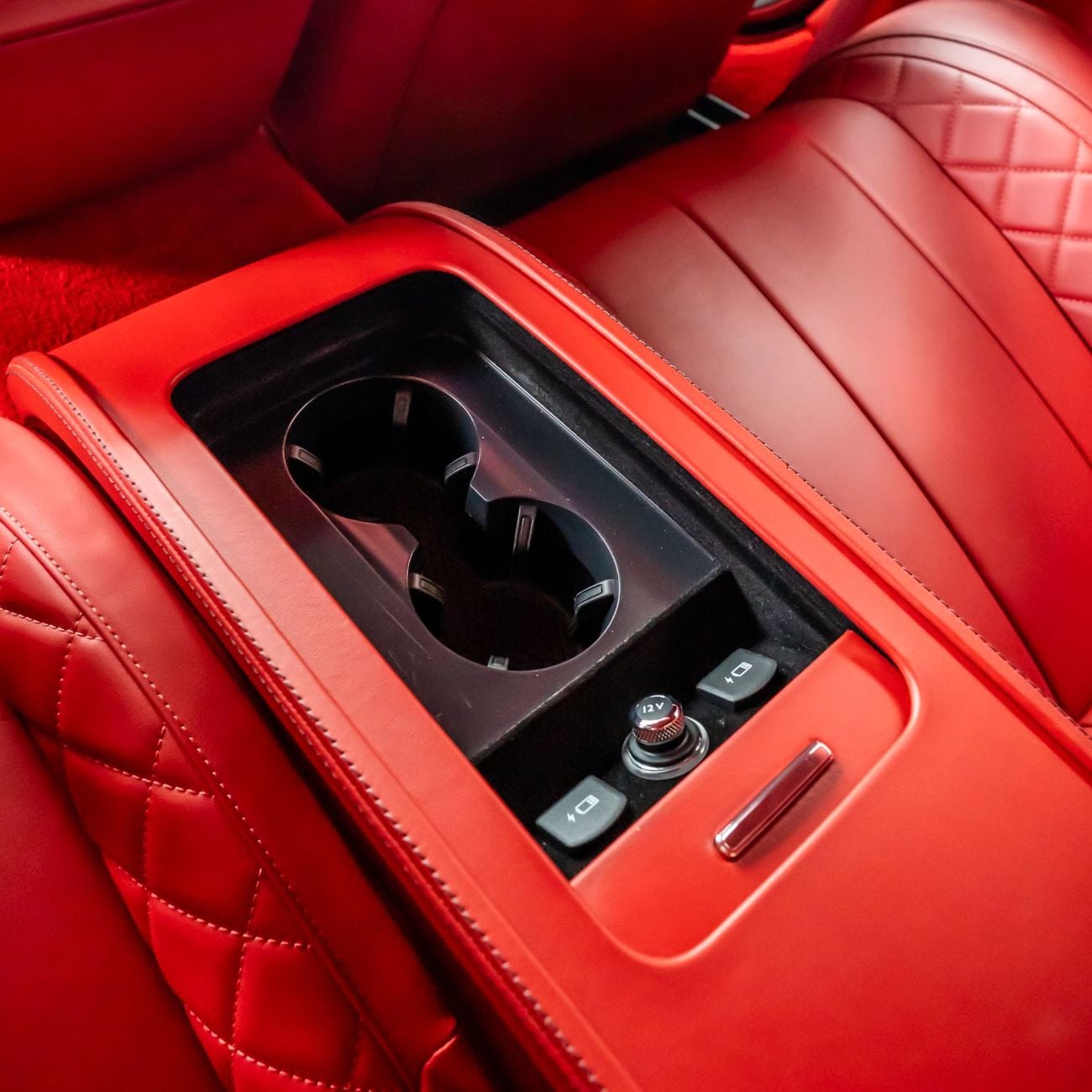 بنتلي كونتيننتال جي تي 4.0T V8