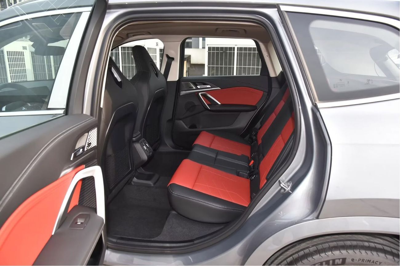 بي أم دبليو X1 xDrive25Li M Sport Package