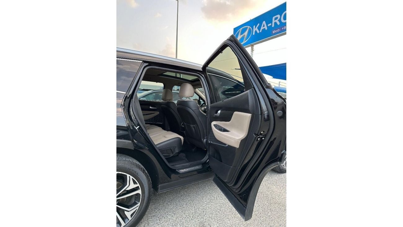 Hyundai Santa Fe car 2021 full full panorama two turbo engine in perfect condition leather interior 360 camera