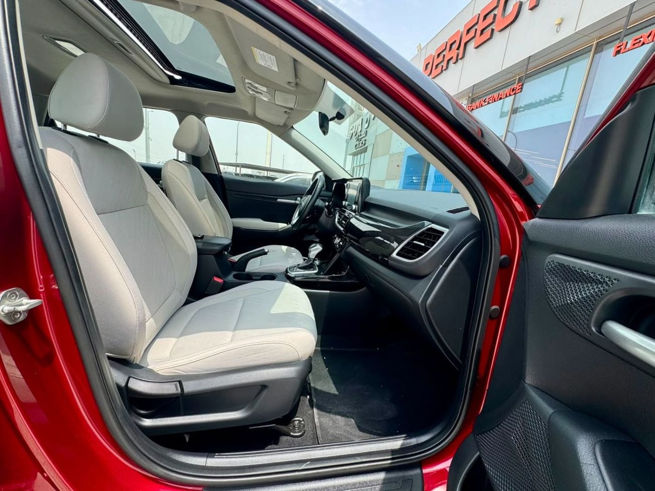 Kia Seltos LX 740-Monthly Kia Seltos 2021 l GCC l Accident Free | Sunroof