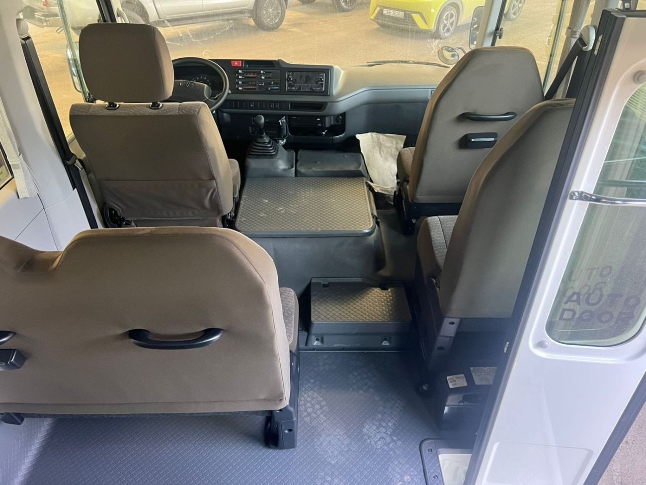 تويوتا كوستر COASTER BUS 23 SEATERS 2026