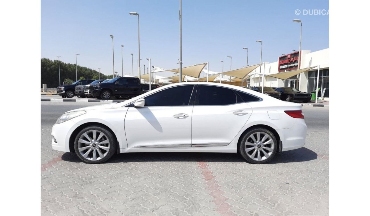 Hyundai Azera Hyundai Azera 2014 panoramic full options for sael