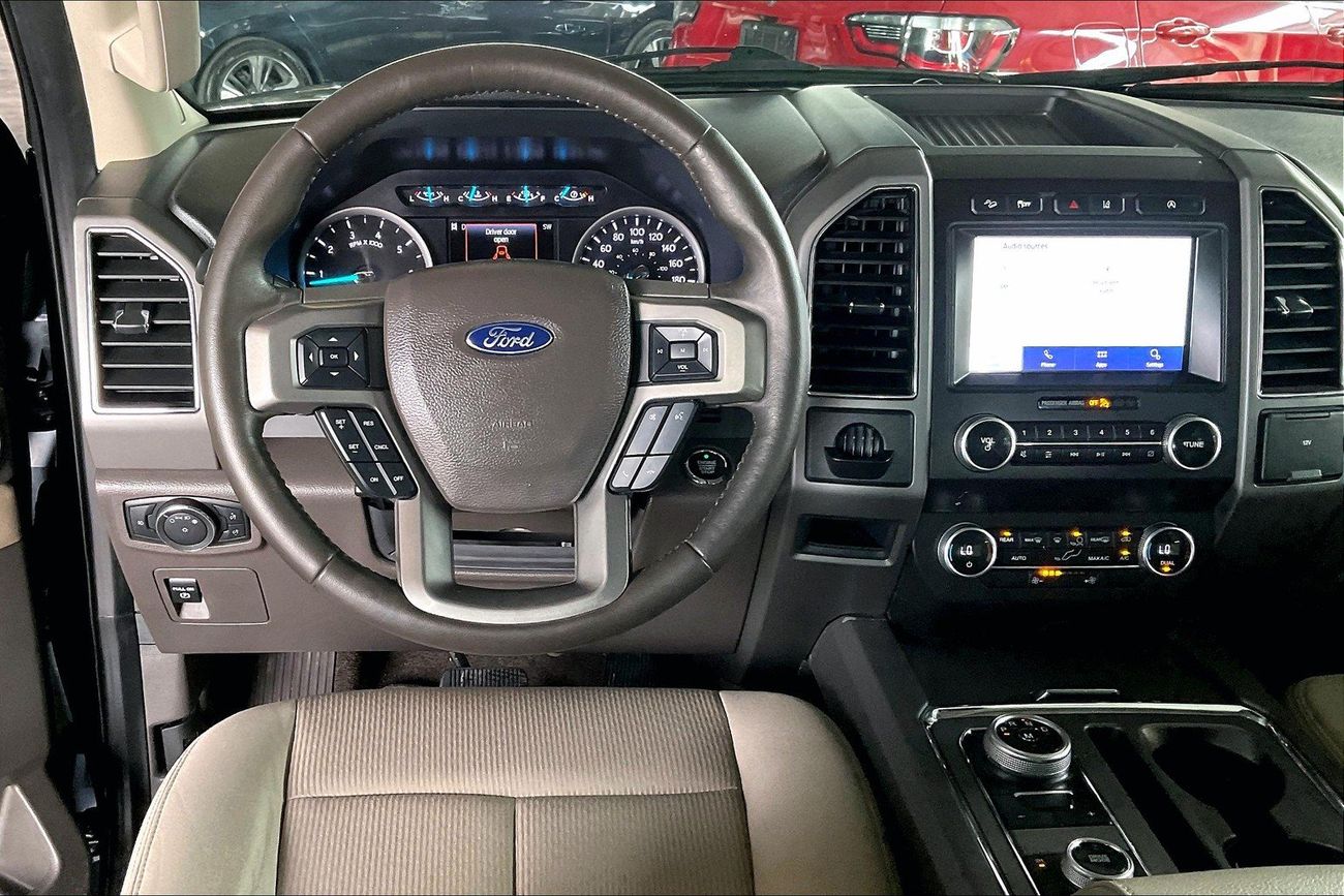 Ford Expedition XLT Standard | Carnival Sale • UP TO AED 20,000 OFF | Guaranteed Warranty | 0 Down Payment