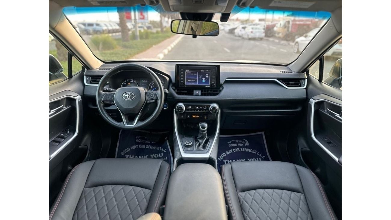 Toyota RAV4 Hybrid Toyota Rav4 2021 XLE