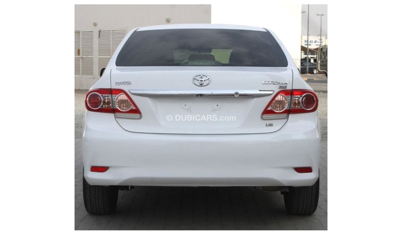 تويوتا كورولا XLI تويوتا كرولا 2013 ابيض خليجي 1.6 بحالة ممتازة بدون حوادث