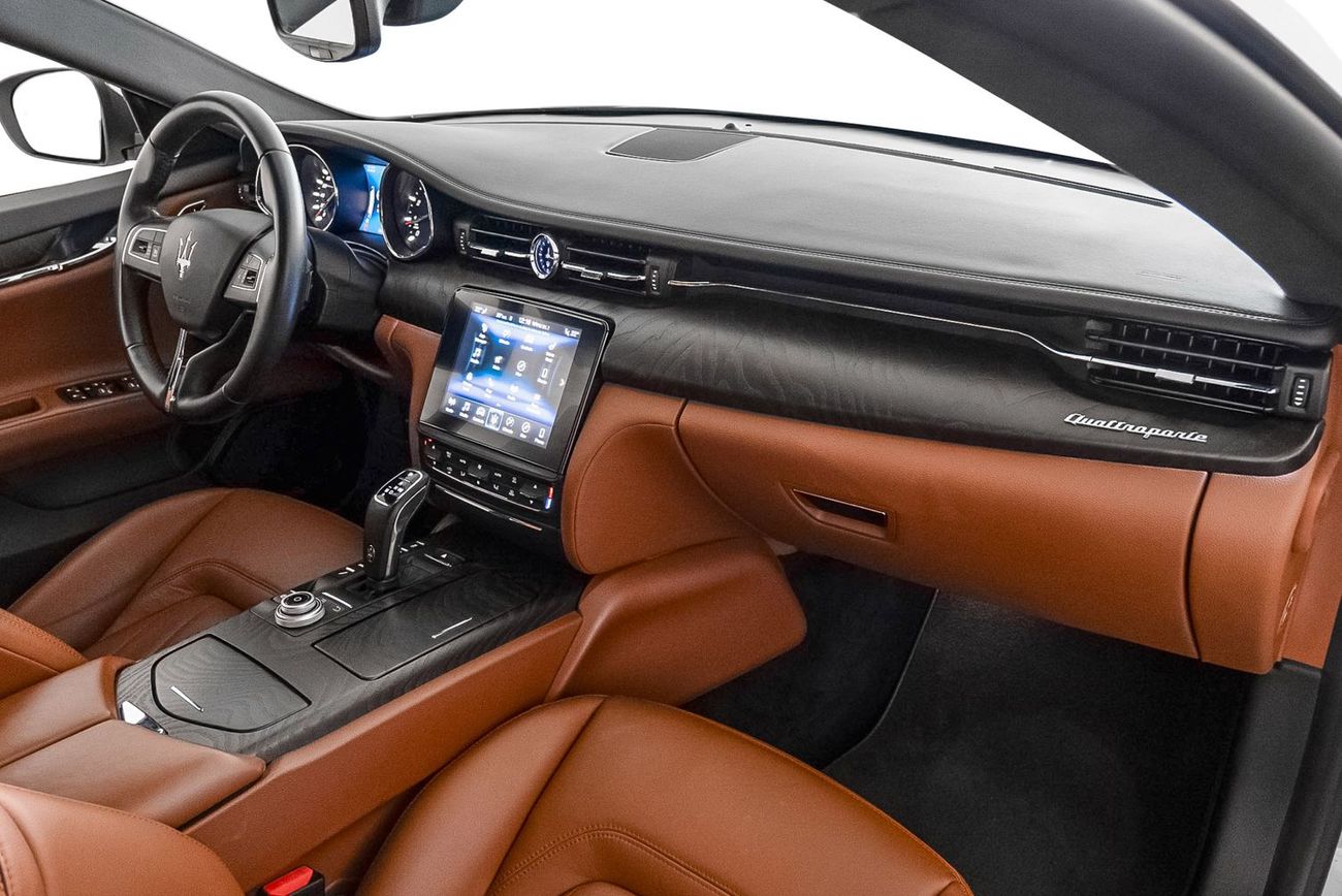 Maserati Quattroporte