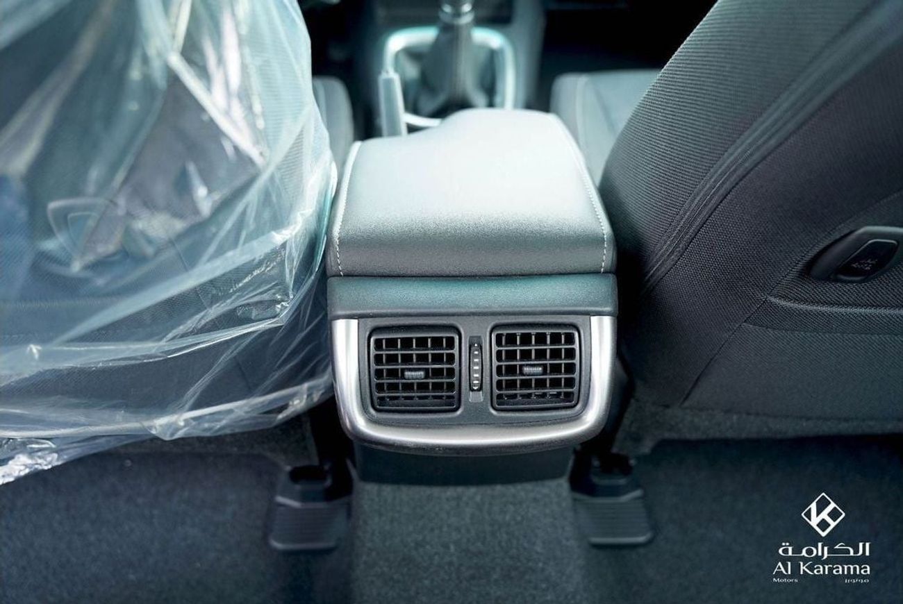 تويوتا هيلوكس 2.4 لتر | SR5 | دفع رباعي، ناقل حركة يدوي | كامل المواصفات | مواصفات خليجية | كابينة مزدوجة