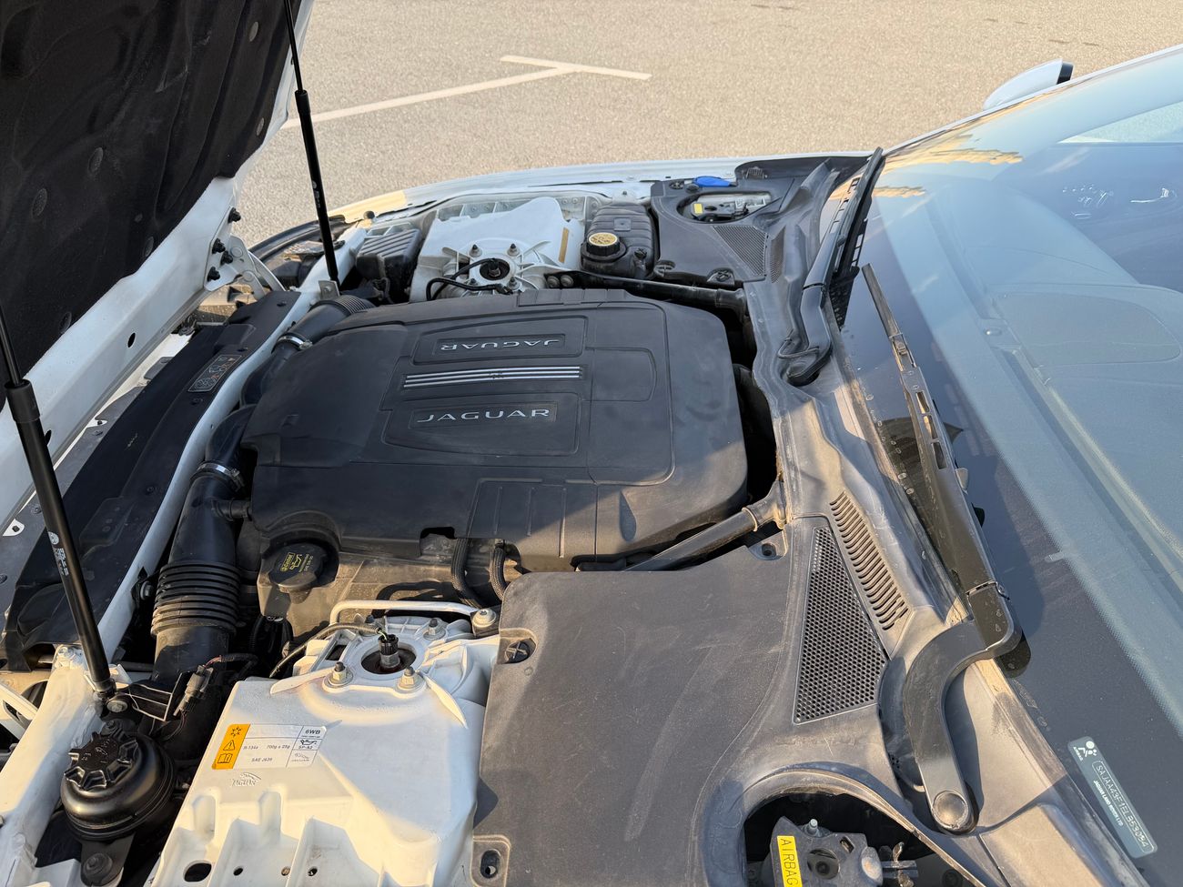 جاكوار XK standards 5.0L