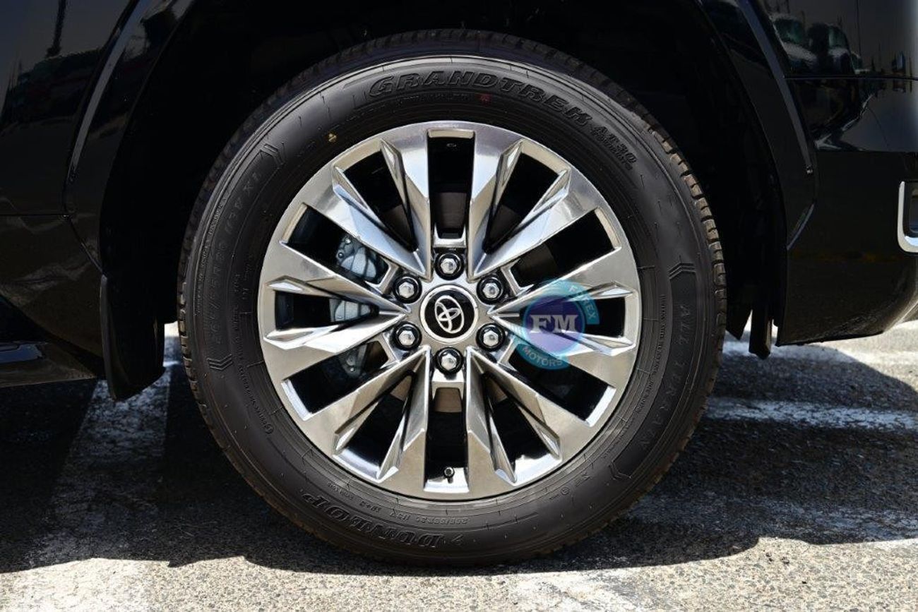 تويوتا لاند كروزر 300 VXR 4.0L Petrol 4WD Automatic