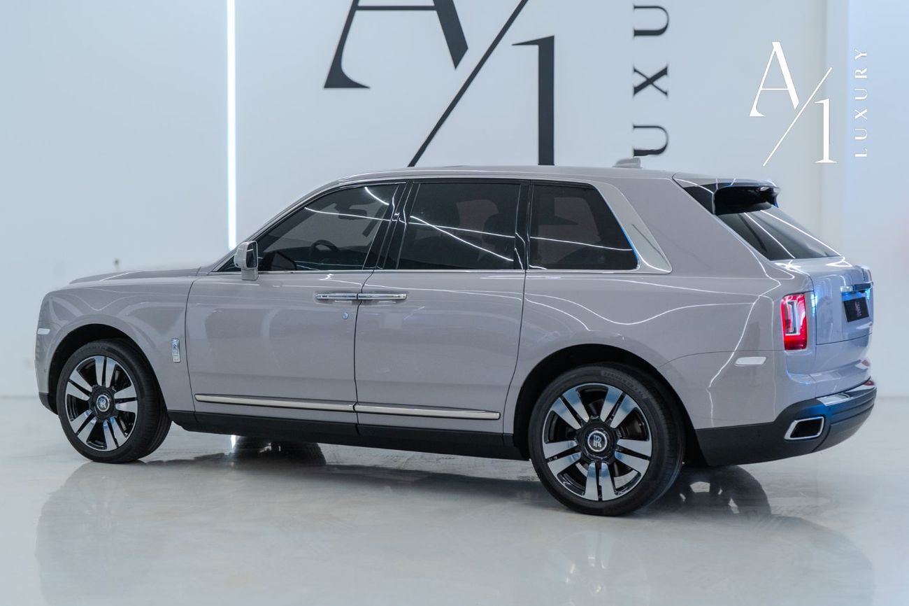 رولز رويس كولينان 2022 Rolls Royce Cullinan, 2026 Rolls Royce Warranty + Service Pack, Fully Loaded, Very Low Kms, GCC
