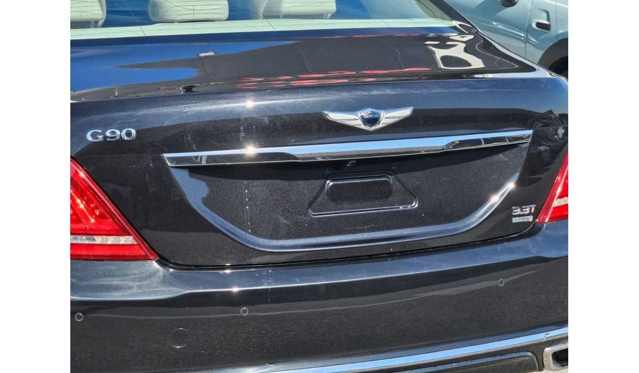 Genesis G90 Premium 3.3L AWD