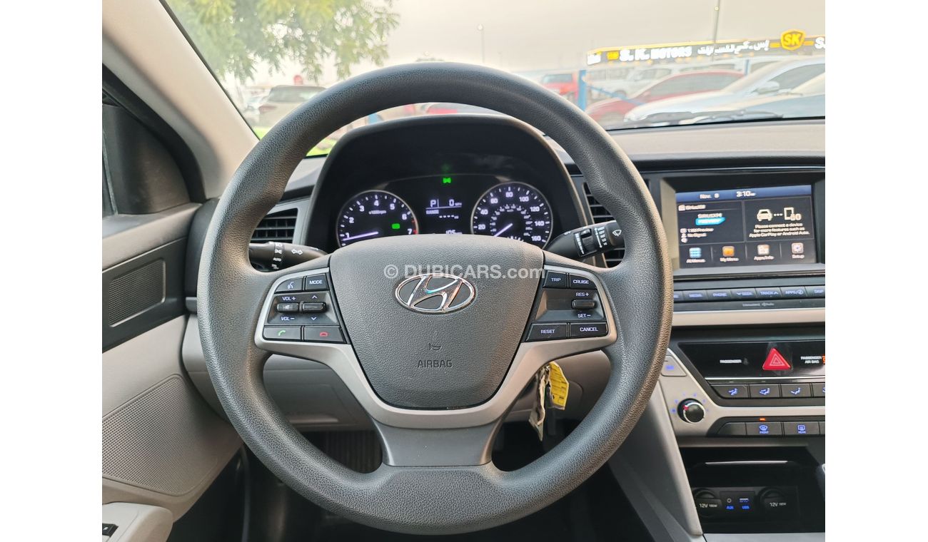 هيونداي إلانترا V4 / 2.0L / MID OPTION / LOW MILEAGE (LOT # 43618)