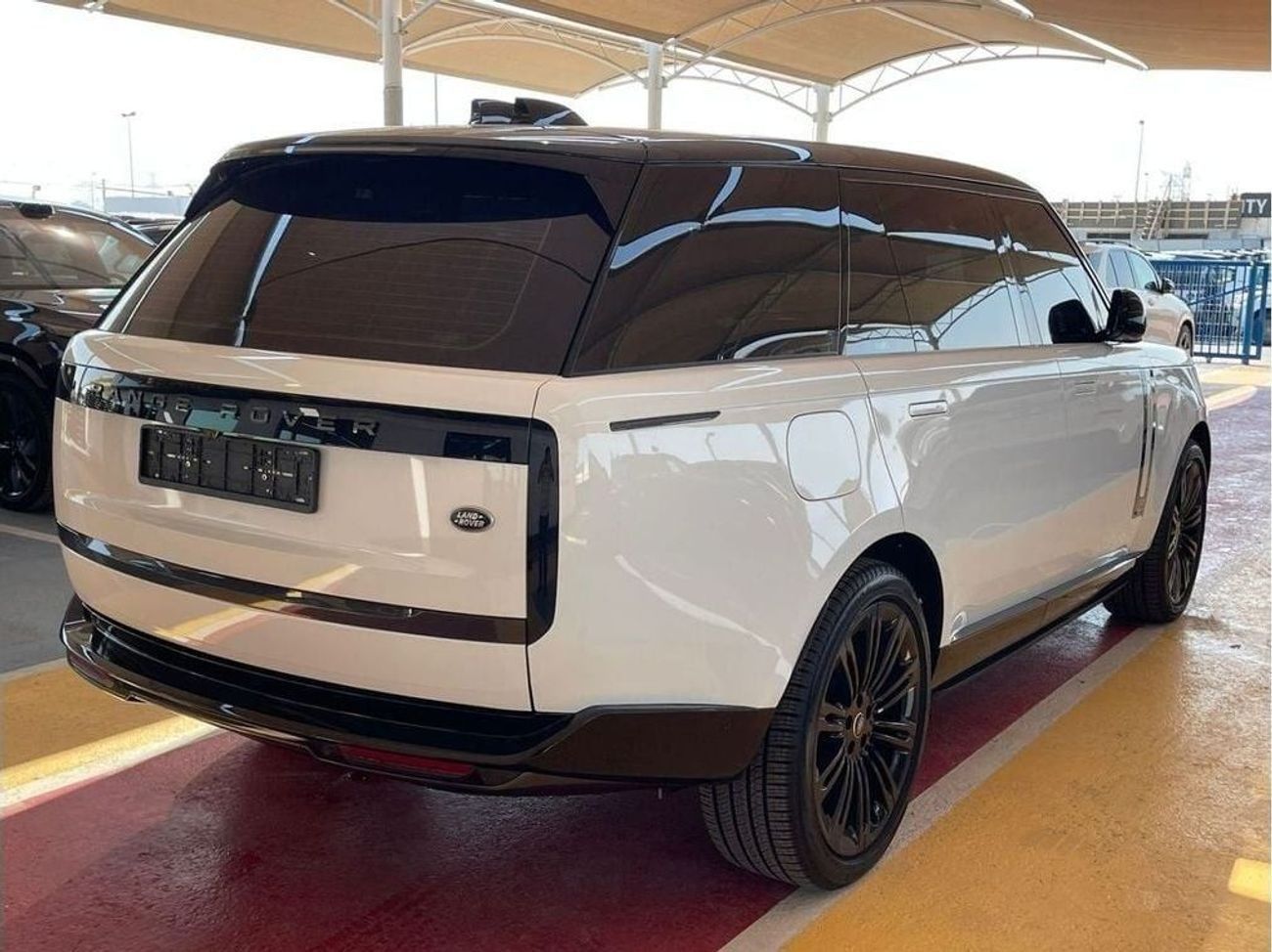 لاند روفر رينج روفر RANGE ROVER AUTOBIOGRAPHI P530 MODEL 2023