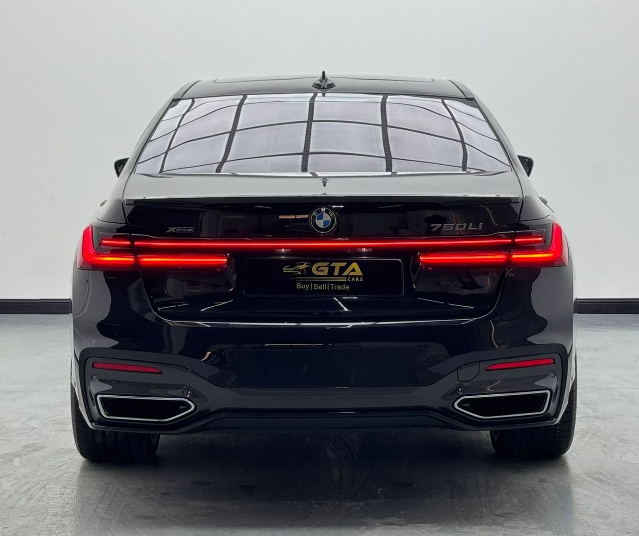 BMW 750Li xDrive 4.4L (530 HP) 2020 BMW 750Li xDrive M-Sport, Full Service History, 1 Year Warranty, GCC