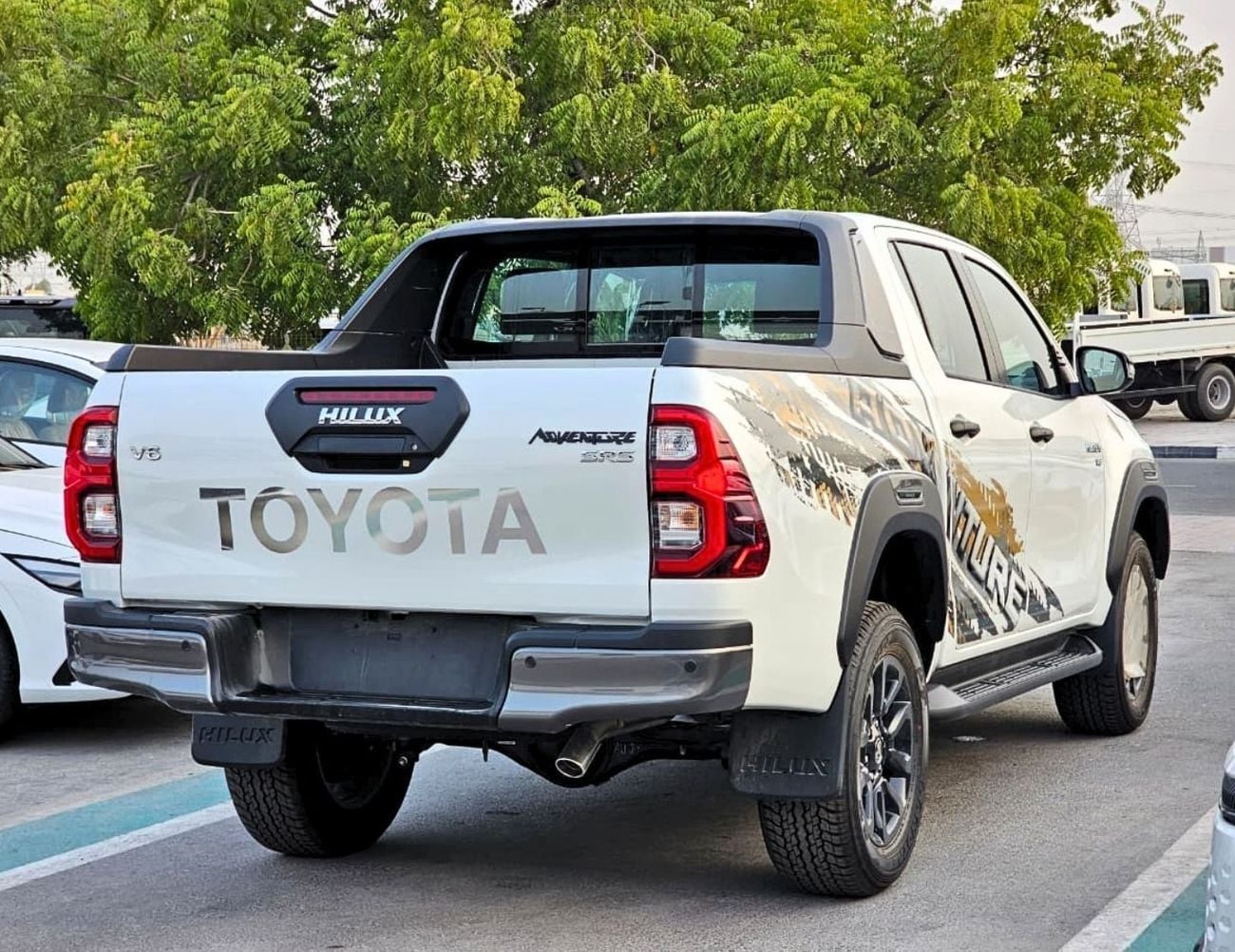 تويوتا هيلوكس ADVENTURE EXL DOUBLE CABIN || 4.0L V6 PETROL | AIR COMPRESSOR | ROLLBAR | 360*CAMERA | FR&RR P/SENSOR (CODE#HP