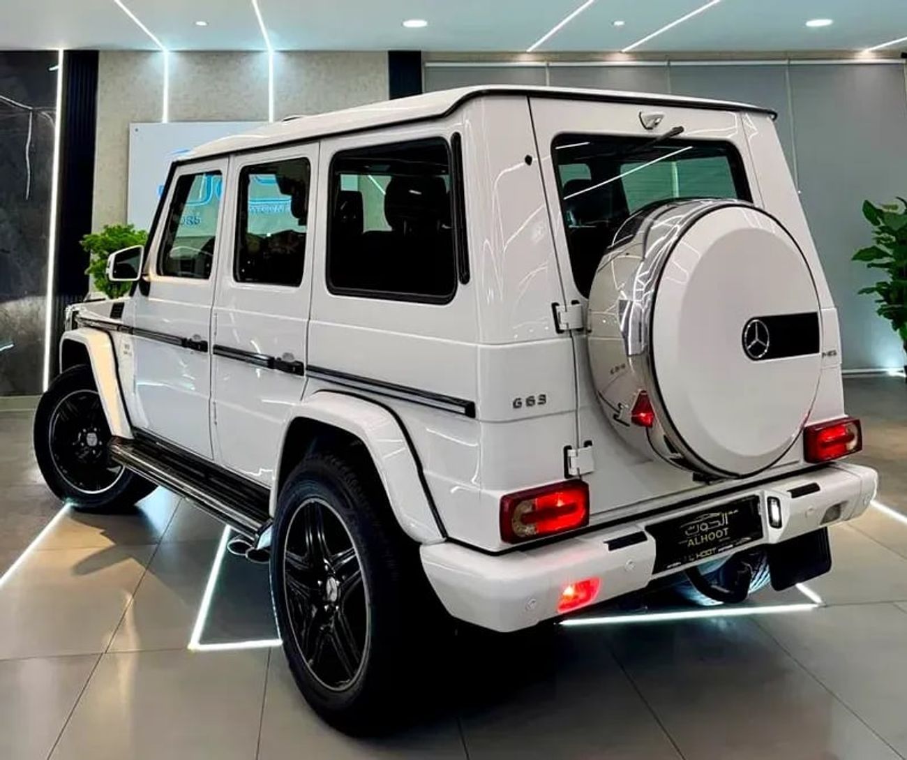Mercedes-Benz G 63 AMG Std 5.5L