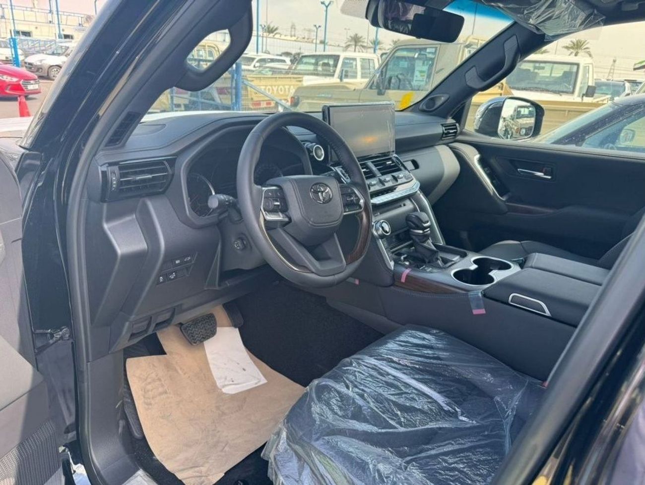 Toyota Land Cruiser VXR 3.5L