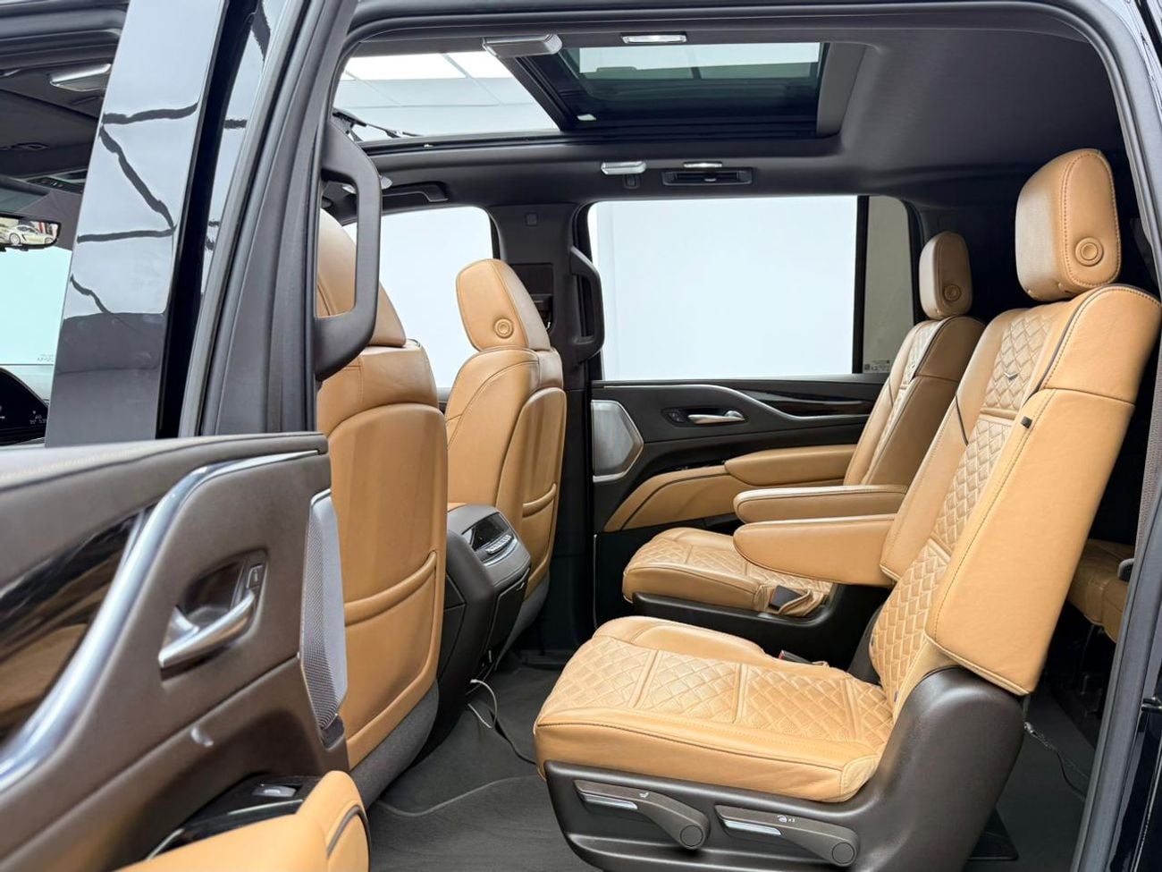 Cadillac Escalade 2022 Cadillac Escalade Sport Platinum, 2026 Cadillac Warranty, 2027 Cadillac Service Pack, GCC