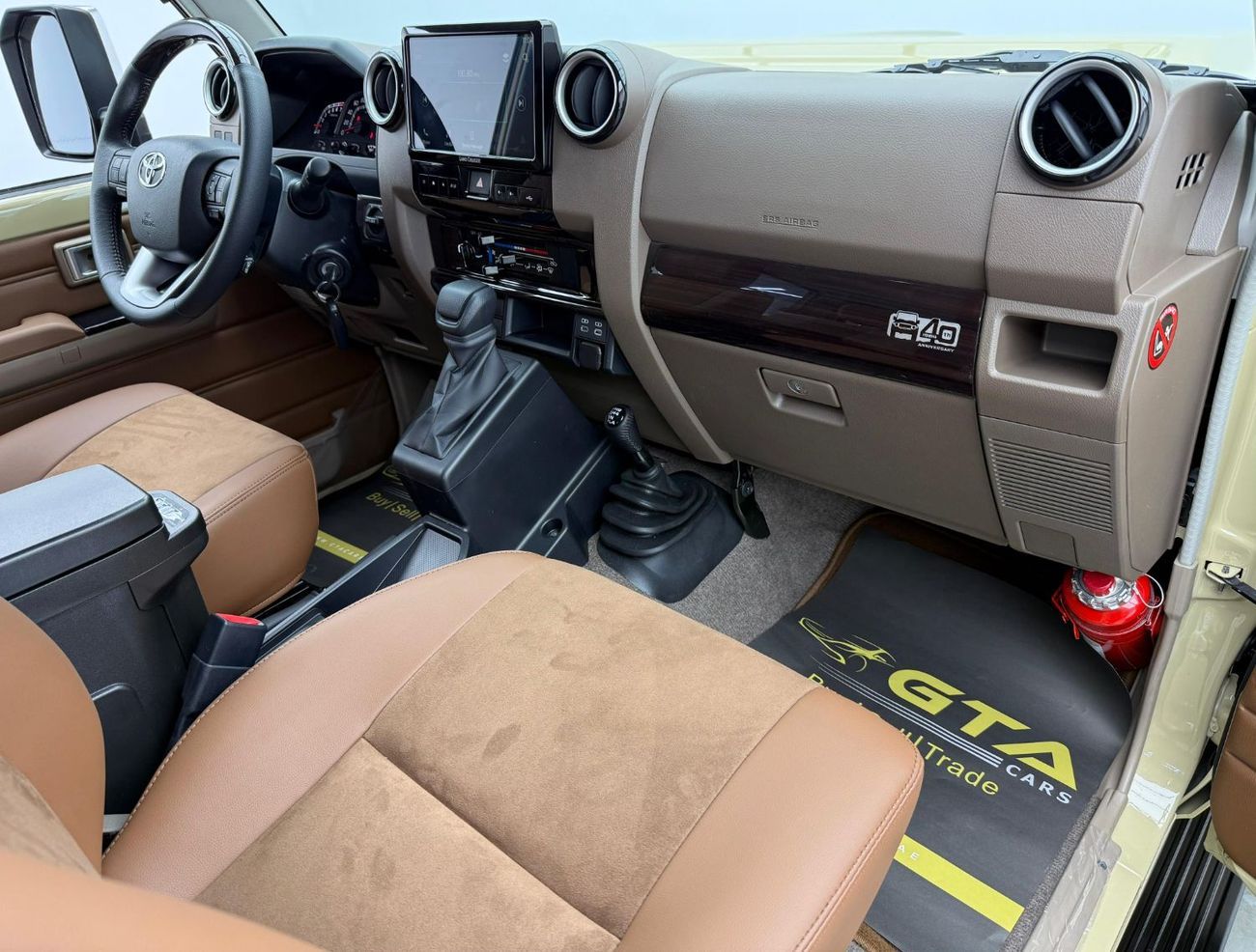 تويوتا لاند كروزر 70 2025 Toyota Land Cruiser 71 40th Anniversary LX V6 Rare, 3Y Agency Warranty, FSH, GCC