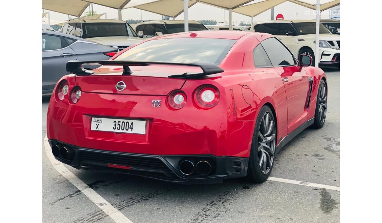 نيسان جي تي ار نيسان جى تى ار وارد كلين تايتل 2013 بحاله ممتازه