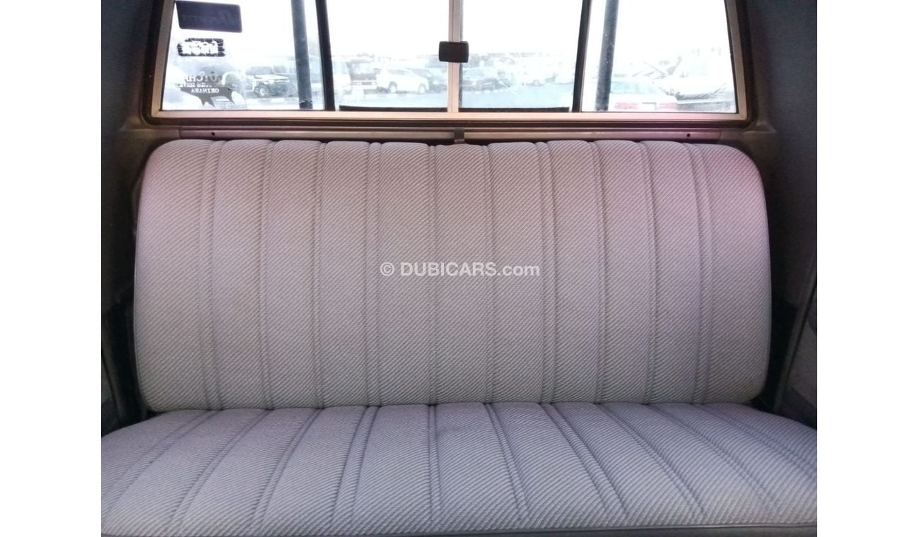 تويوتا هيلوكس TOYOTA HILUX PICK UP RIGHT HAND DRIVE (PM972)