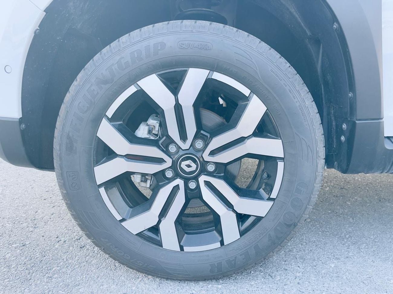 Renault Duster LE 1.6L
