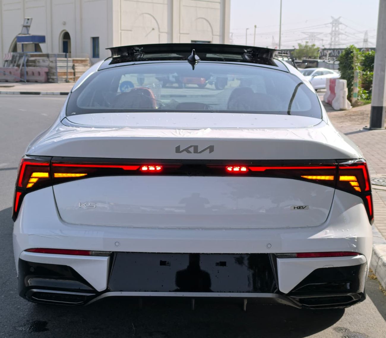 كيا K5 2.0L Hybrid GCC Specs Full Option 2026 Model Brand New