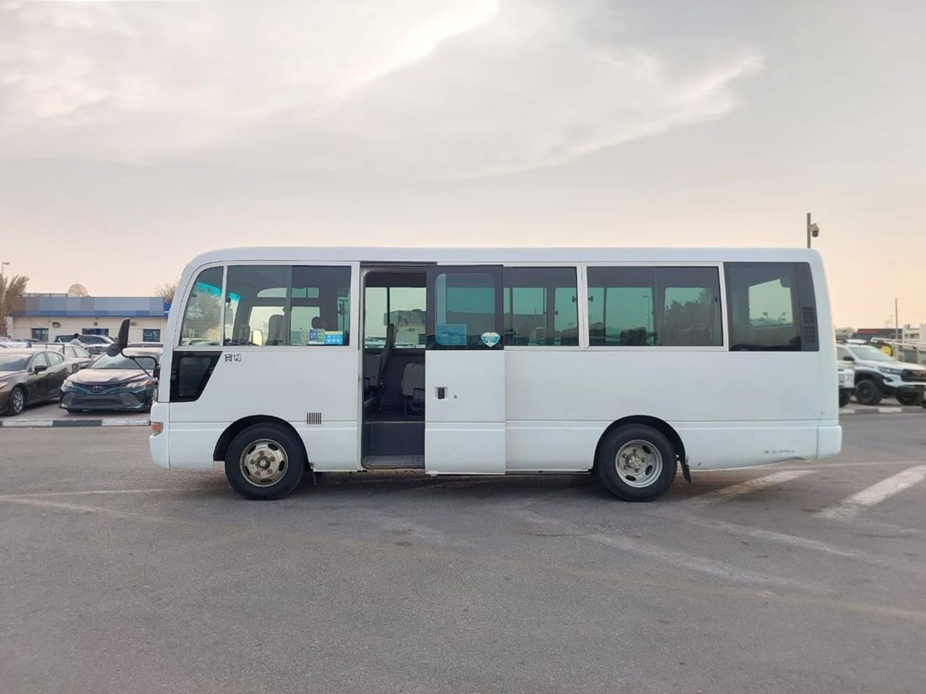 نيسان سيفيليان NISSAN CIVILIAN BUS RHD 2003 MODEL 4.2 L DIESEL AUTOMATIC(PM20191)