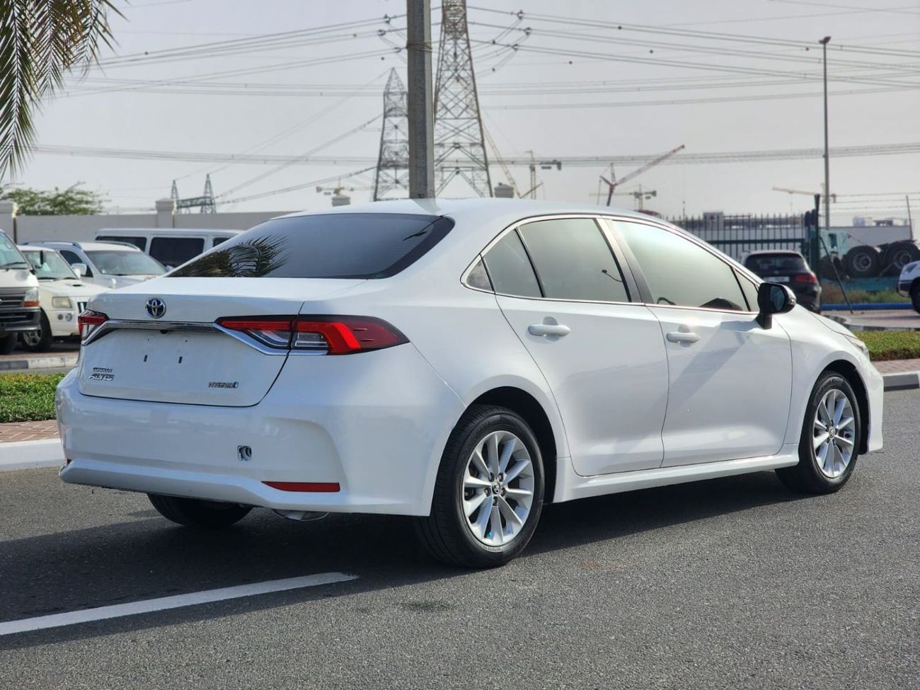 تويوتا كورولا XLI اكزكيتيف هجين