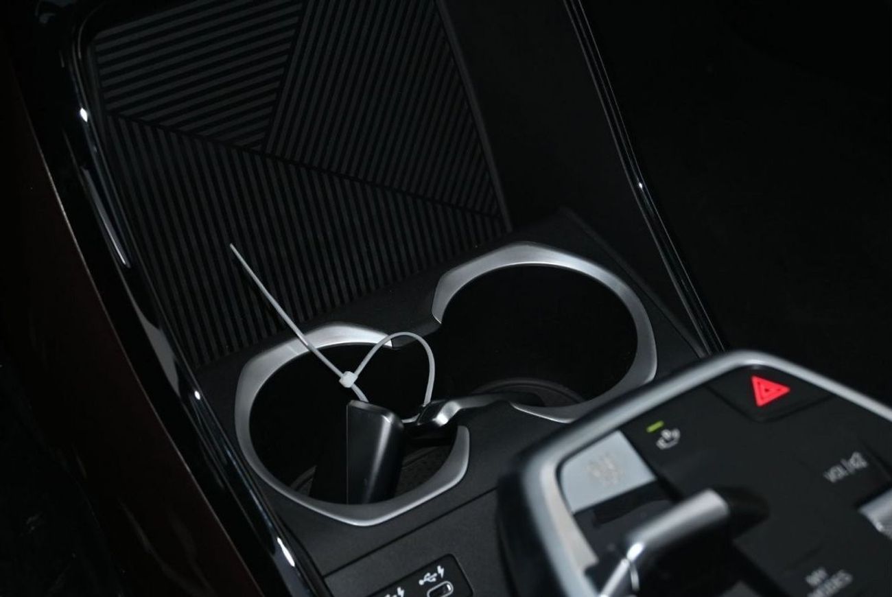 BMW X1 BMW X1 sDrive 20Li 1.5L Turbo, 3 Cylinder Petrol, 7 Speed DCT